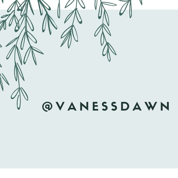 Meet your Posher, Vanessa - Picture 1 of 1